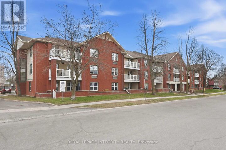 Property Photo:  1099 Cadboro Road 315  ON K1J 9K4 