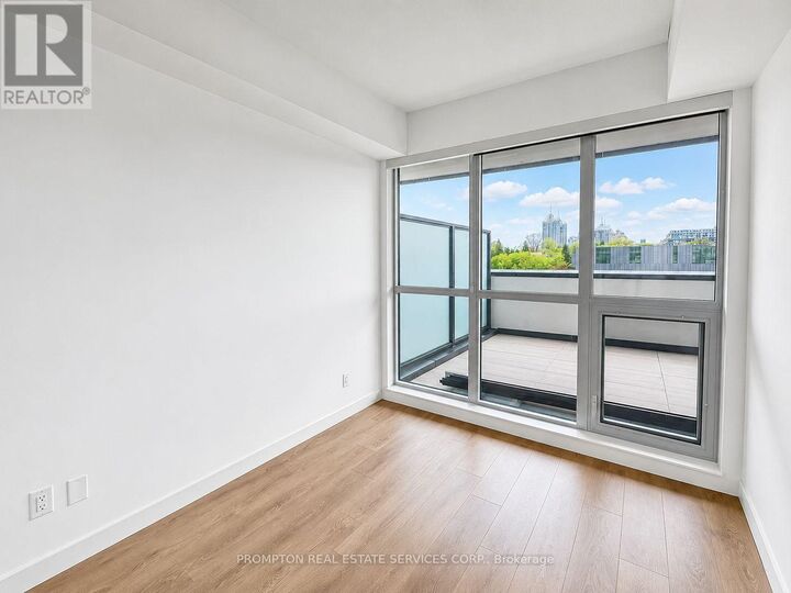 Property Photo:  68 Esther Shiner Boulevard 522  ON M2K 0J6 
