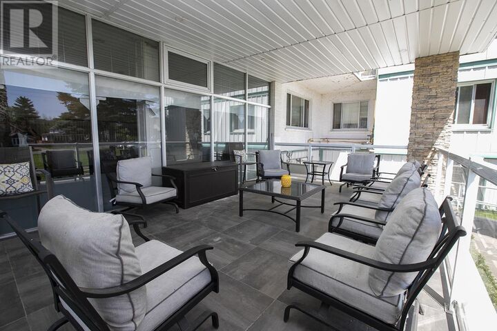 Property Photo:  99 Pine St # 307  ON P6A 3Y3 