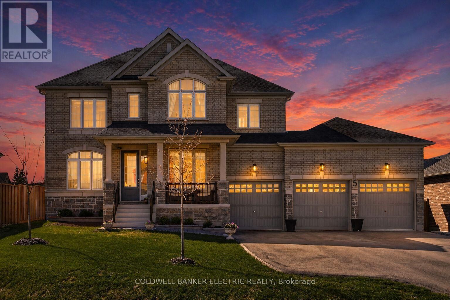 Property Photo:  5 Golden Meadows Drive  ON K9J 0K7 