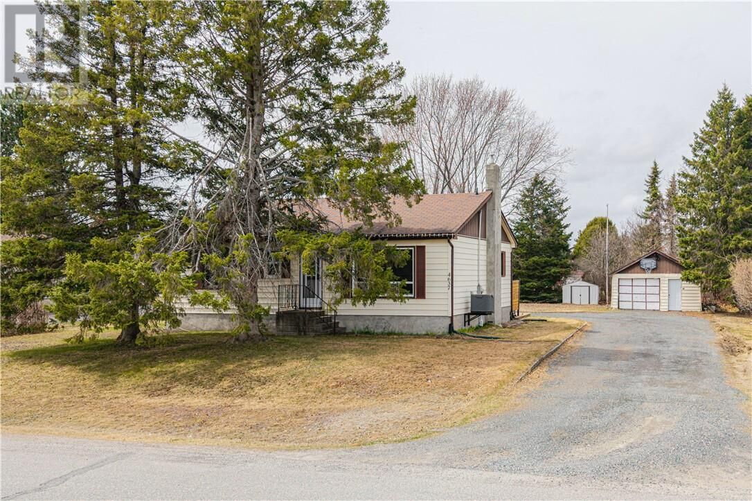 Property Photo:  4637 Gatien Avenue  ON P3P 1E9 