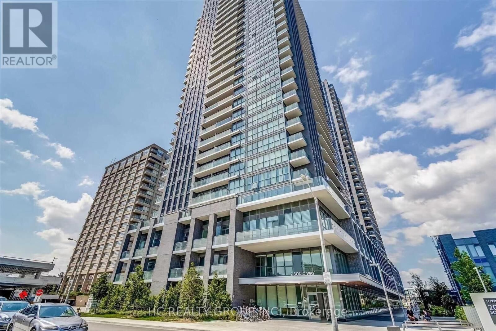 Property Photo:  6 Sonic Way 1309  ON M3C 0P1 
