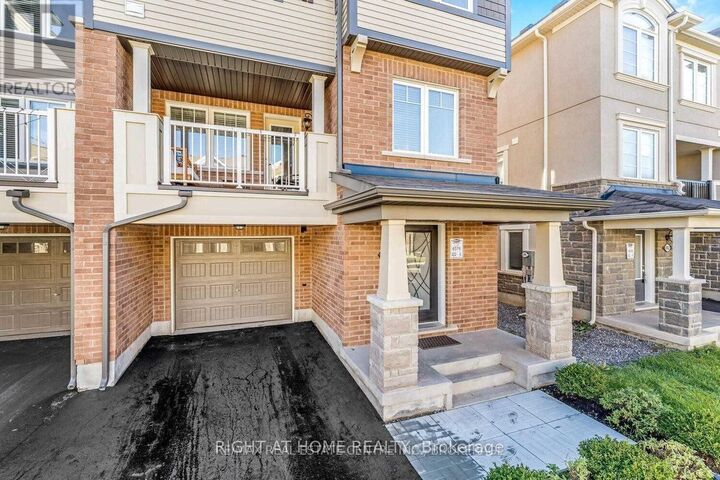 Property Photo:  886 Cactus Point  ON L9E 1R8 
