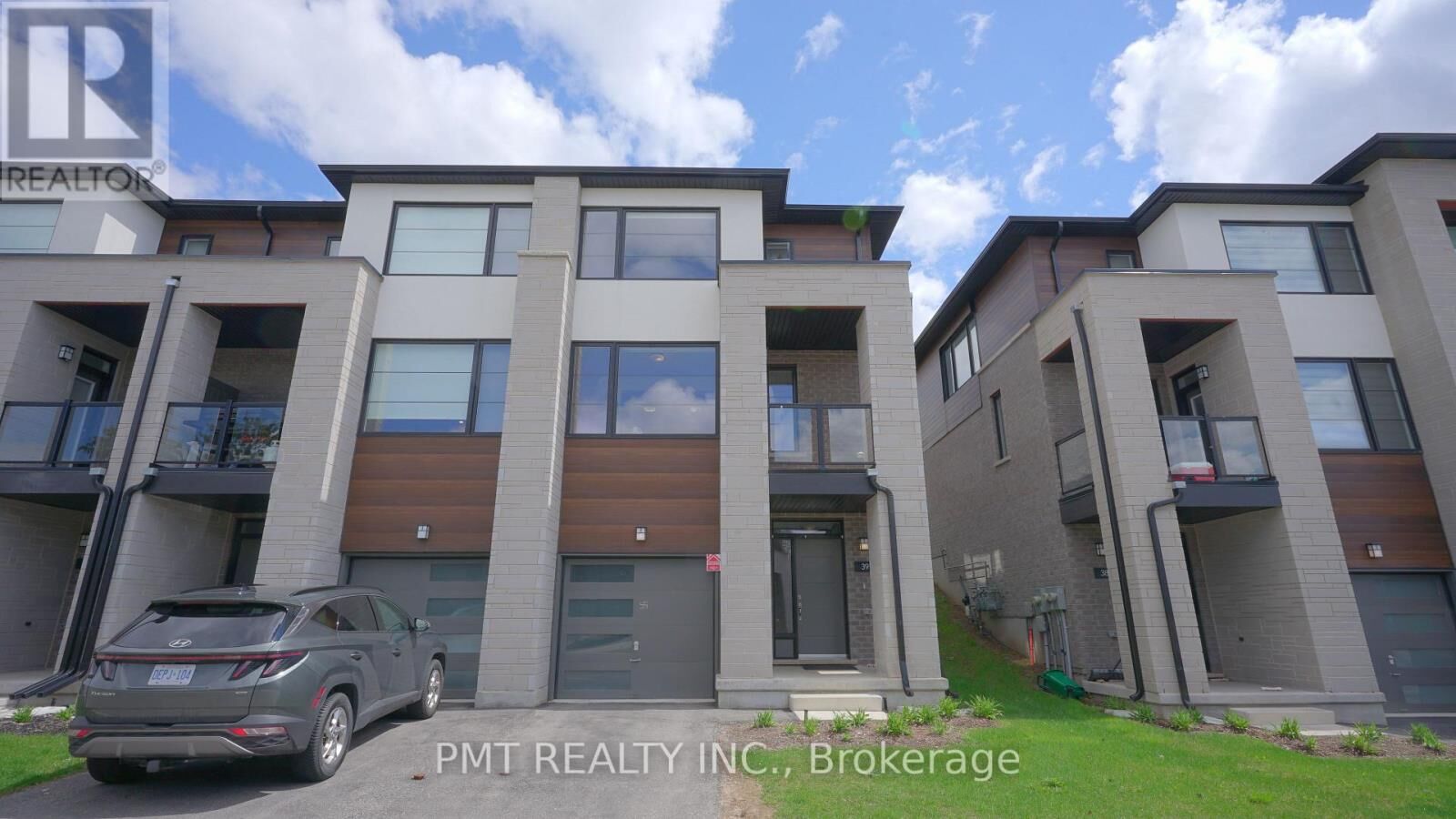 Property Photo:  350 River Road 39  ON N3C 0H4 