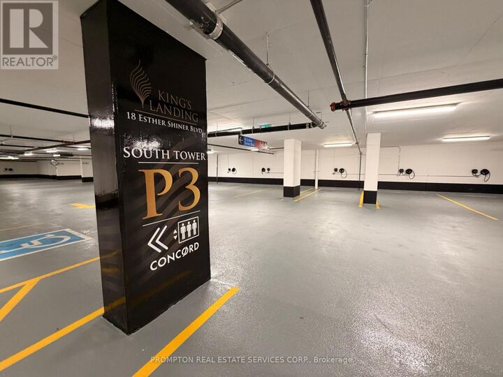 Property Photo:  18 Esther Shiner Boulevard 516  ON M2K 0J7 
