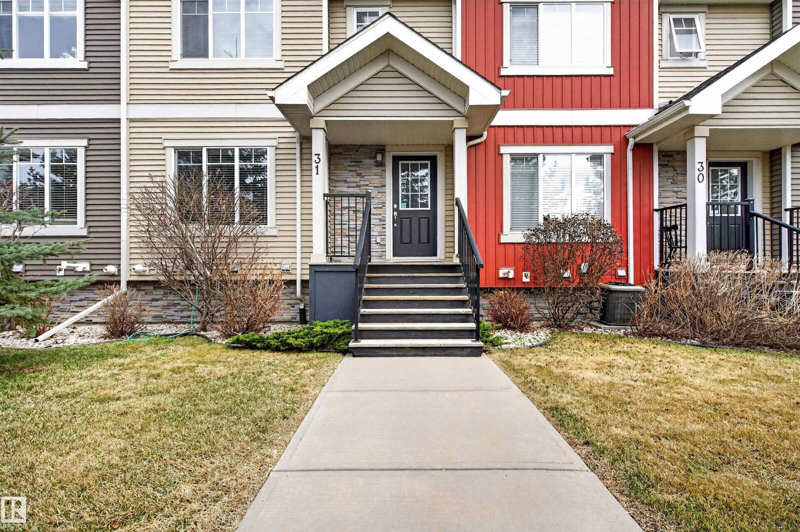Property Photo:  7289 South Terwillegar Drive NW 31  AB T6R 0N5 