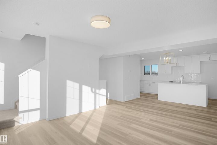 Property Photo:  3 Edgewater Close  AB T7X 3C7 