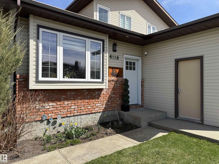 Property Photo:  4116 55C Ave  AB T7A 1A7 
