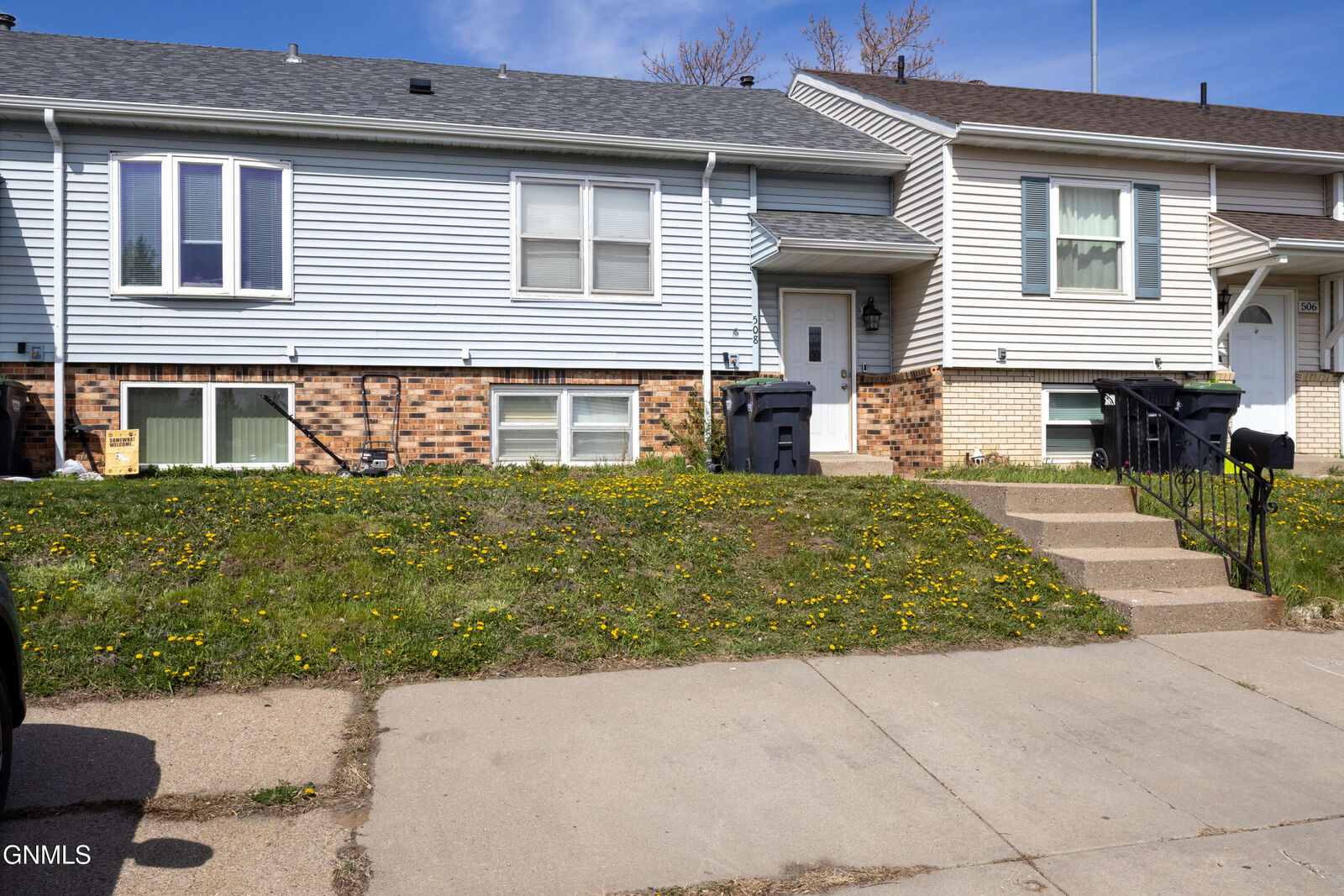 Property Photo: 508 17th Street NW ND 58554