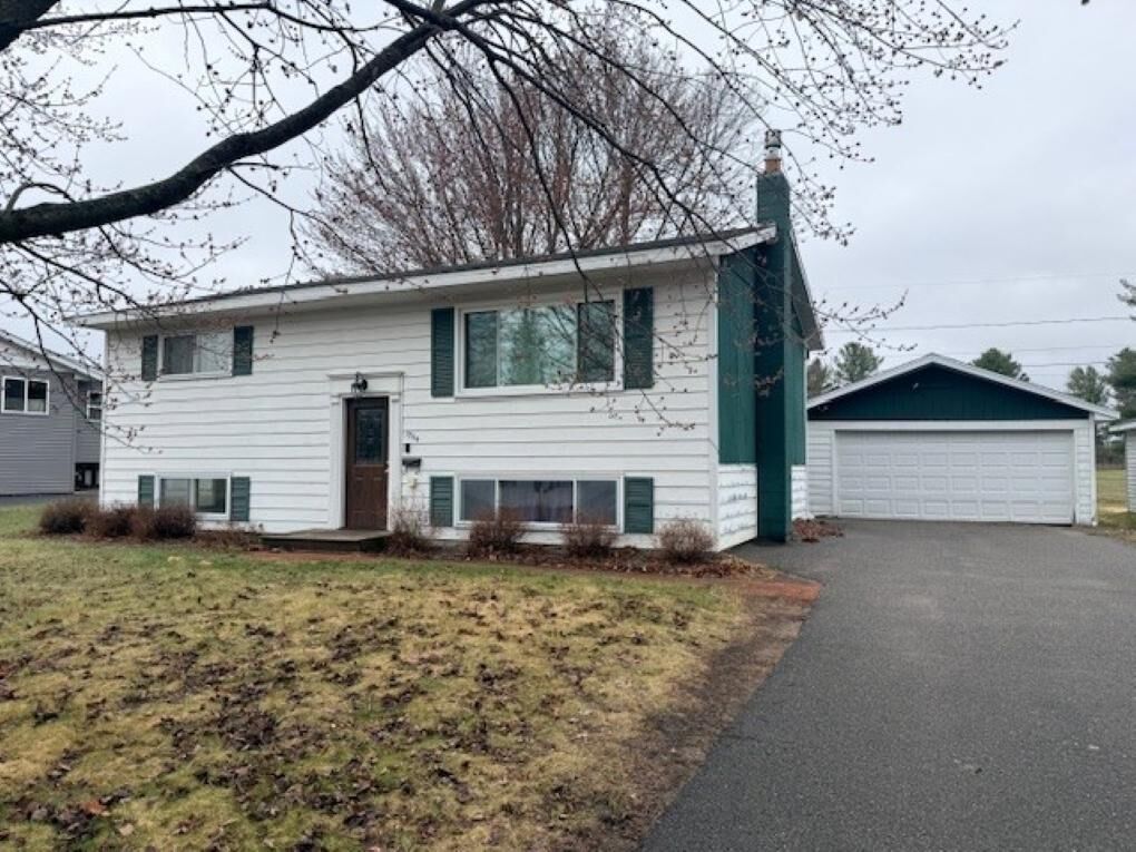 Property Photo:  1704 Mathews St  WI 54452 