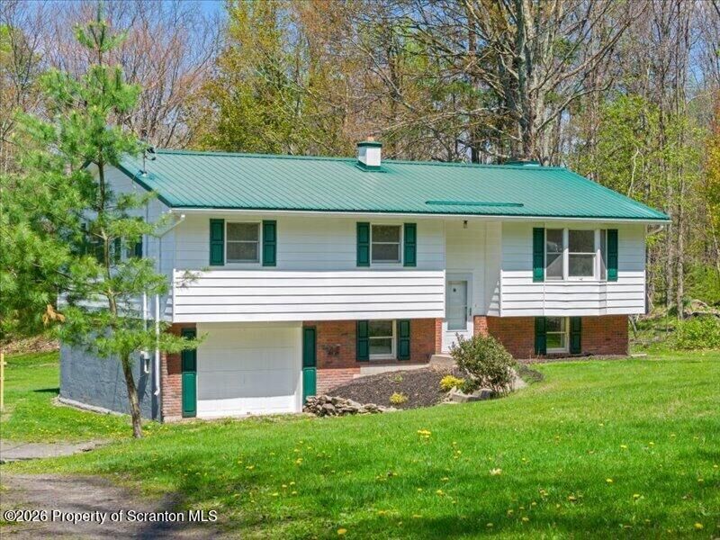 Property Photo:  11 Padula Road  PA 18657 