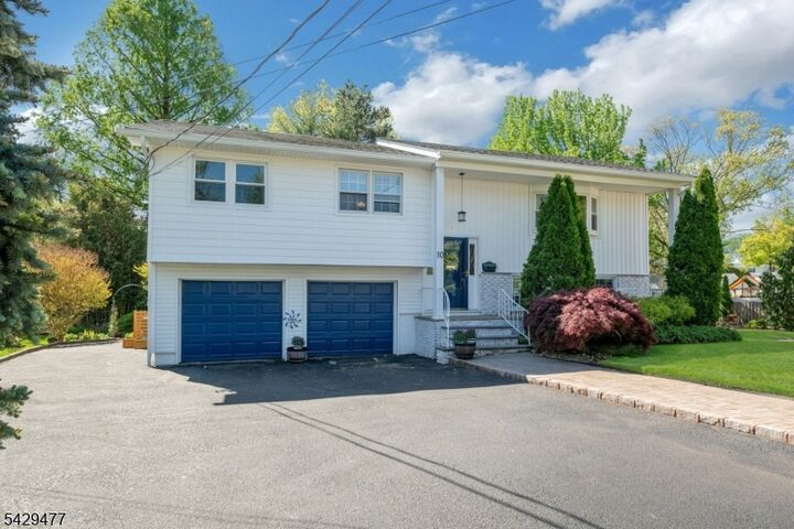 Property Photo:  10 Ronald Ter  NJ 07081 