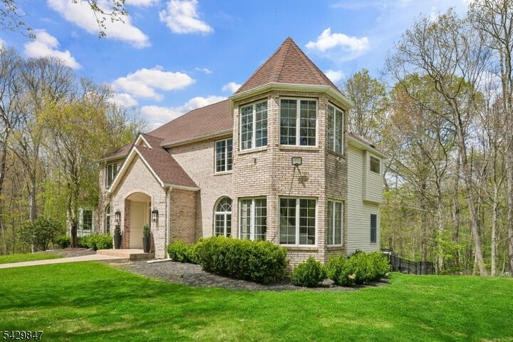 Property Photo:  9 Natale Dr  NJ 07871 