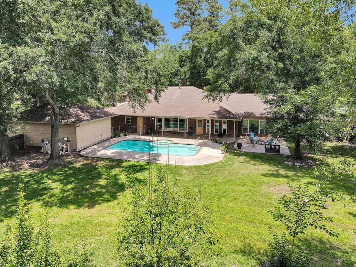 Property Photo: 22707 Trailwood Lane TX 77375