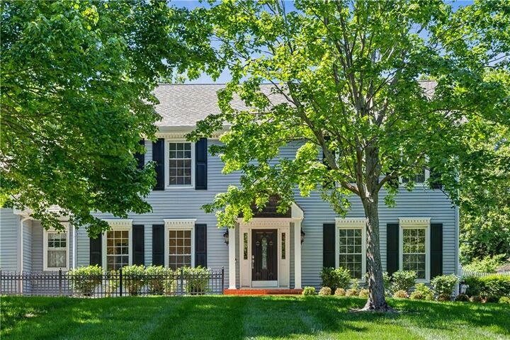 Property Photo:  3104 S Victoria Lane  MO 64015 