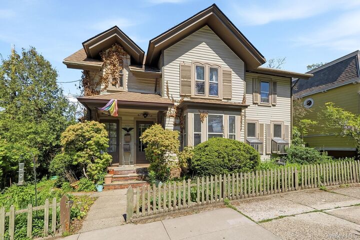 Property Photo:  172 Main Street  NY 10516 