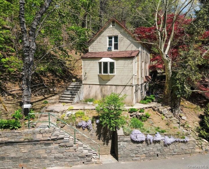 Property Photo: 18 Columbus Ave NY 10595