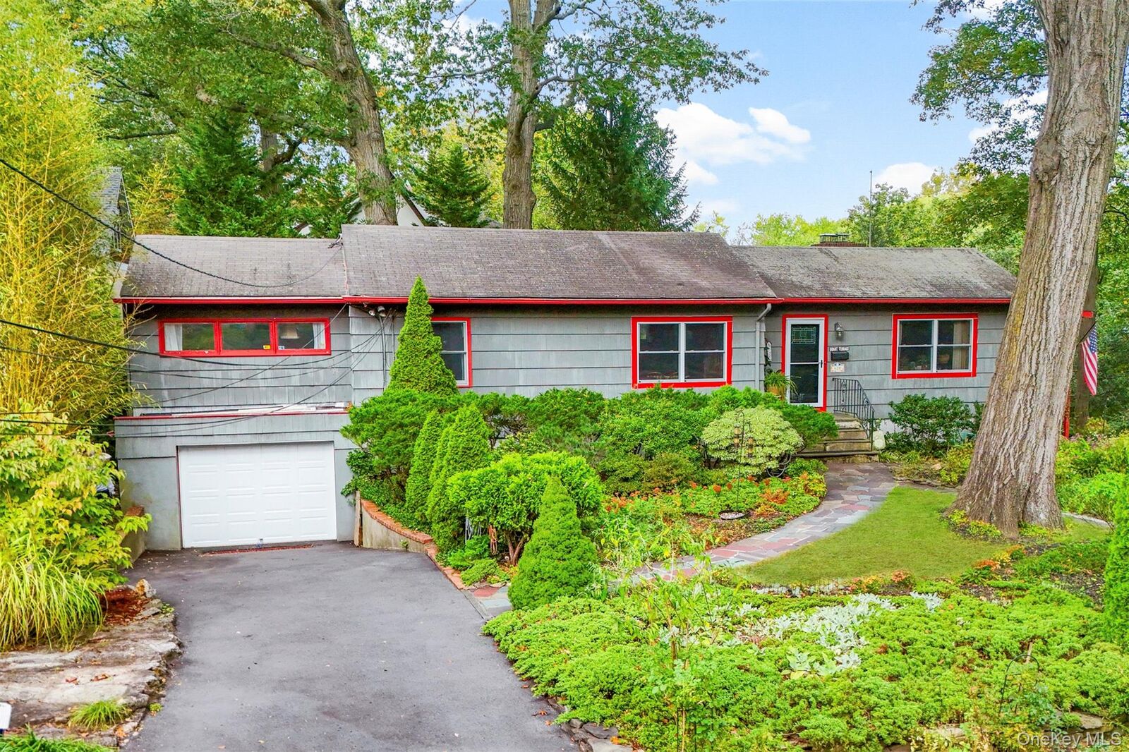Property Photo: 420 Grant Terrace NY 10543