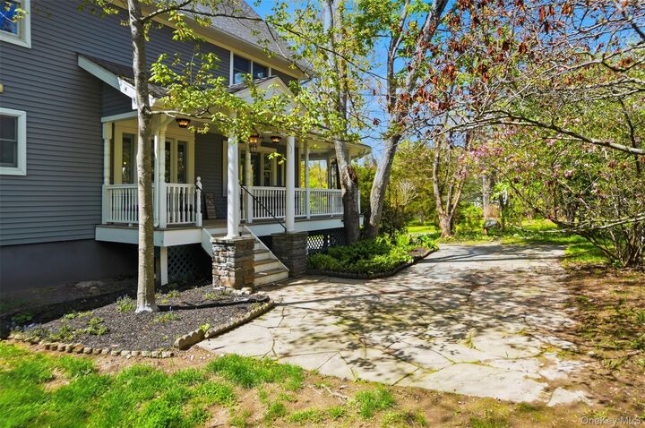 Property Photo:  374 Marcott Road  NY 12419 