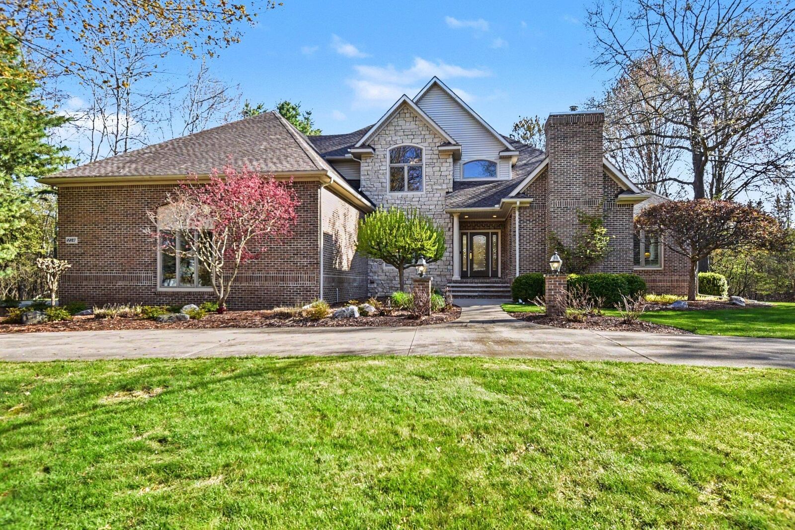 Property Photo:  2287 E Mockingbird  MI 48642 