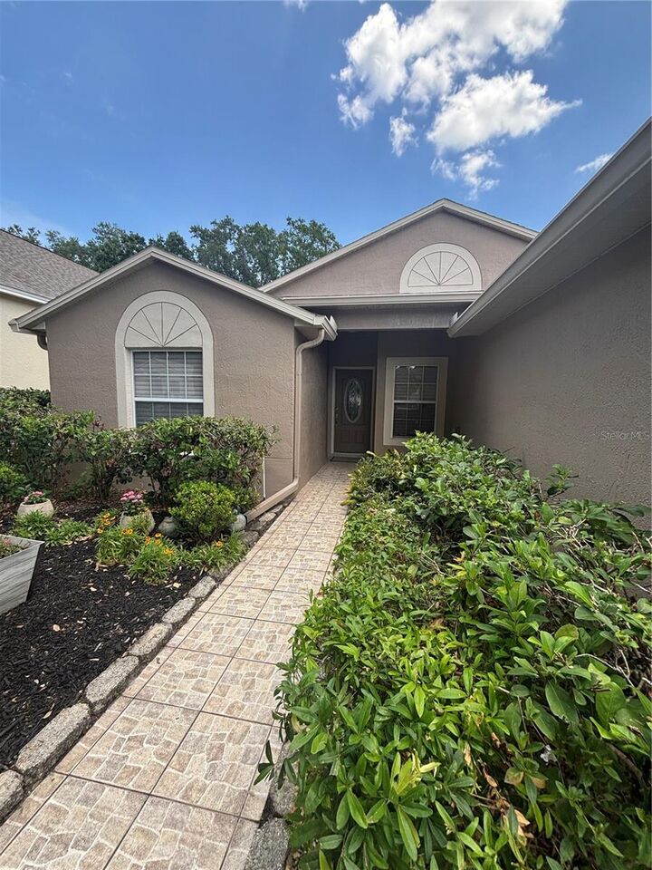Property Photo:  649 Buckingham Drive  FL 32765 