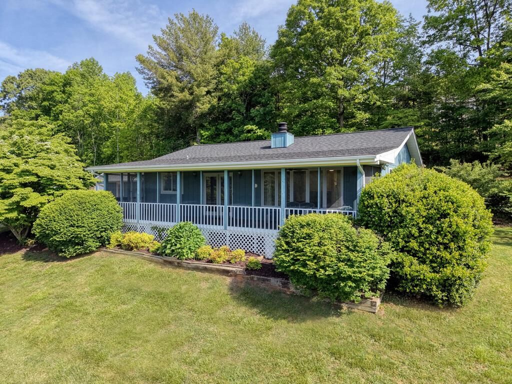 Property Photo:  4686 Myers Chapel Road  NC 28904 