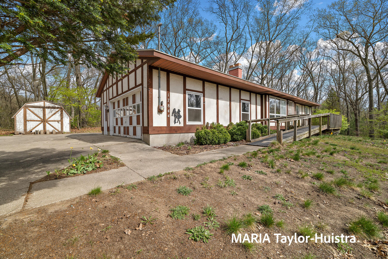 Property Photo:  17844 136th Avenue  MI 49448 