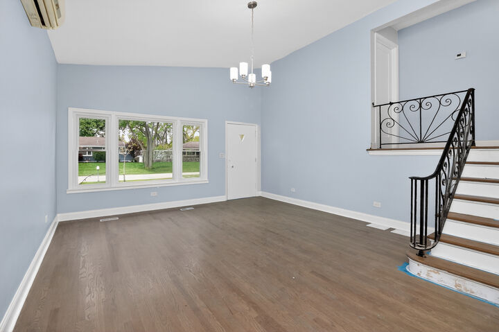 Property Photo: 15 W 56th Street IL 60559