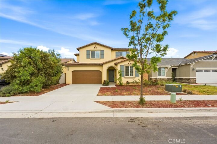 Property Photo:  27311 Dover  CA 92584 