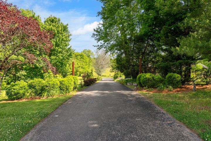 Property Photo:  2740 Critz Ln  TN 37179 