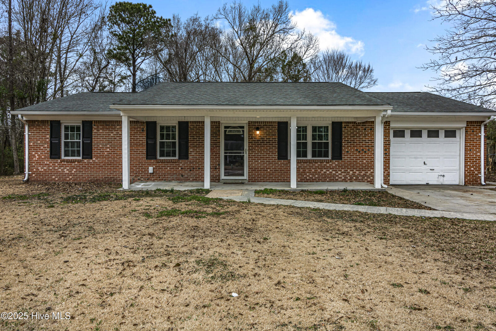 Property Photo: 236 White Oak Boulevard NC 28546