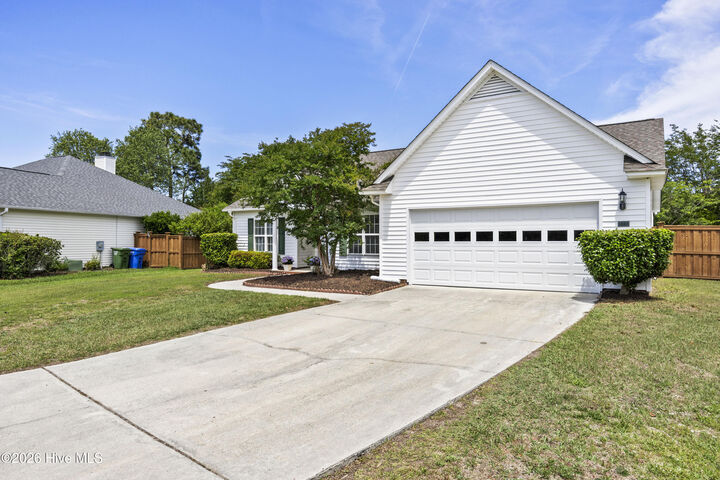Property Photo: 1406 Wagon Court NC 28412
