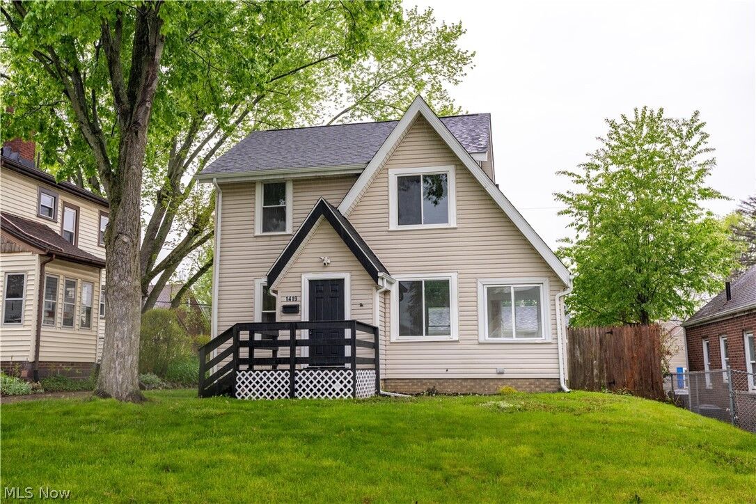 Property Photo: 1419 22nd Street NE OH 44714