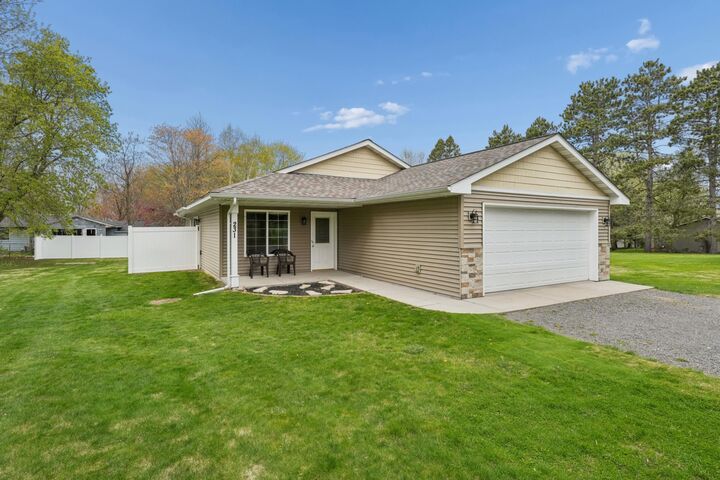 Property Photo: 231 State Road 35 WI 54009