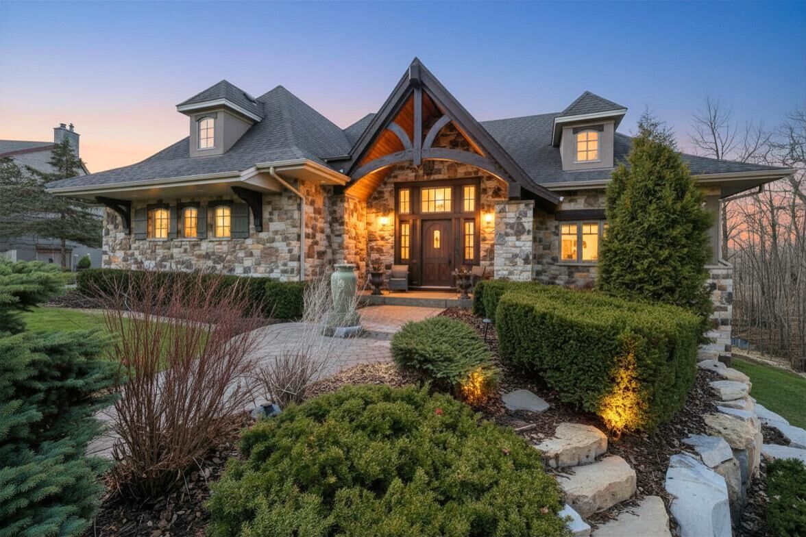 Property Photo:  3601 Lerive Way  MN 55318 