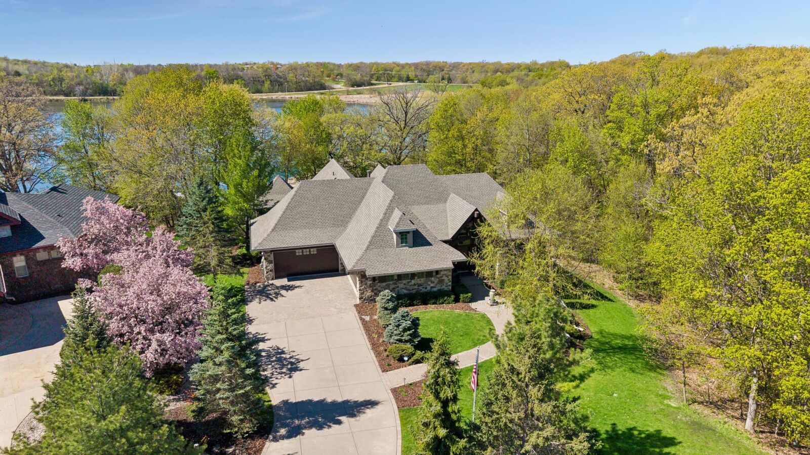 Property Photo: 3601 Lerive Way MN 55318