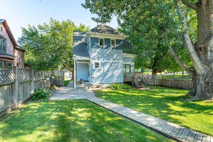 Property Photo:  228 E Vernon Avenue  MN 56537 