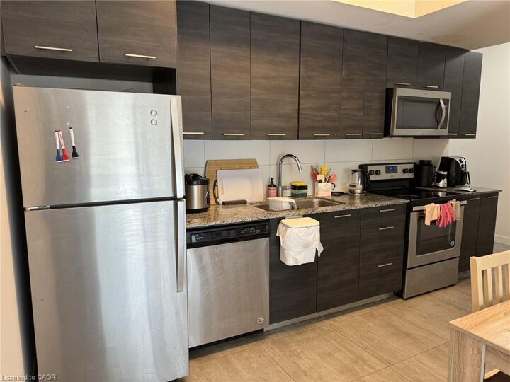 Property Photo:  251 Hemlock Street 509  ON N2L 0H2 