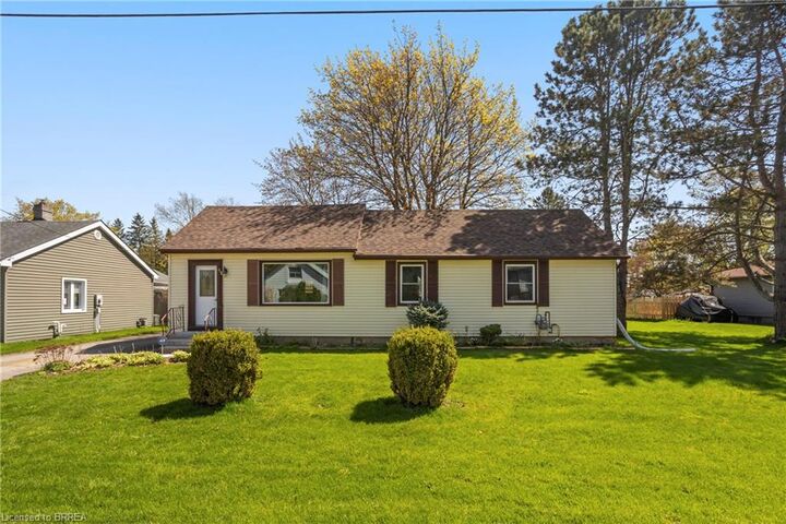 Property Photo:  42 Dufferin Street  ON N0E 1A0 