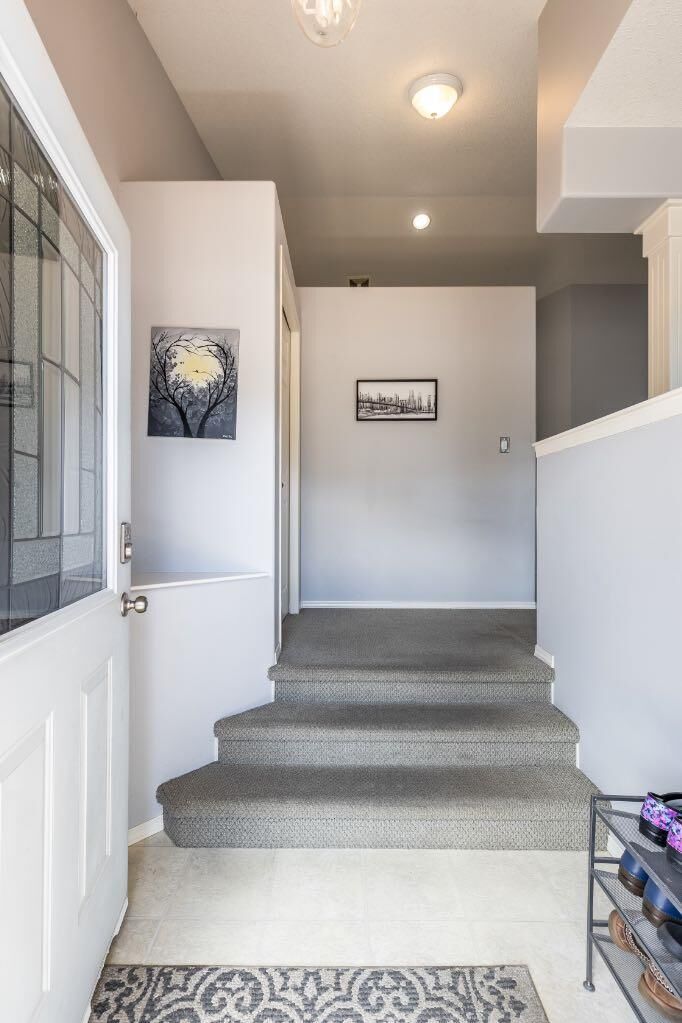 Property Photo:  80 Hudson Way NE  AB T1C 1Y6 