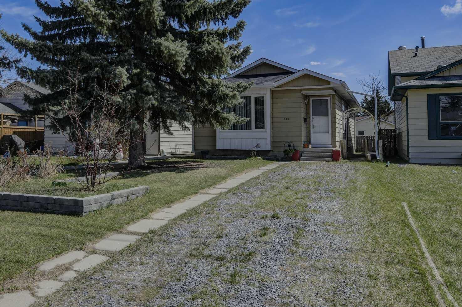 Property Photo:  184 Erin Croft Crescent SE  AB T2B 2V1 