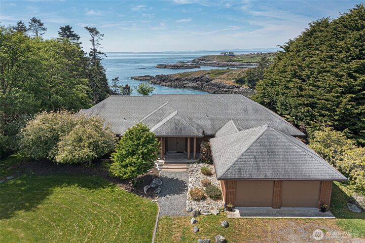 Property Photo: 1248 Kanaka Bay Road WA 98250