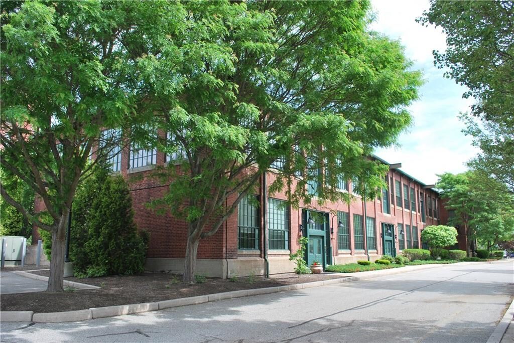 Property Photo:  180 Allen Street 104  RI 02895 