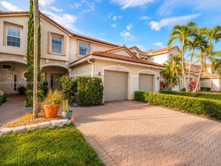 Property Photo:  8327 Via Leonessa  FL 33433 