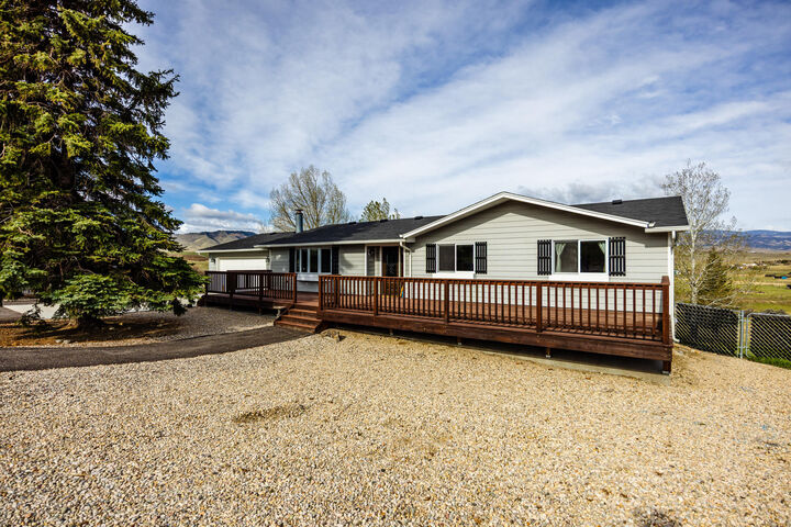 Property Photo:  124 Cloud Peak Drive  WY 82834 