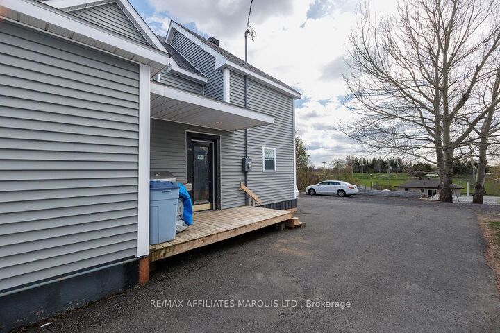 Property Photo: 136 Main Street S ON K0C 1A0