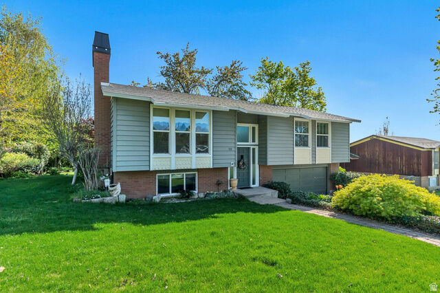 Property Photo: 98 E 700 S UT 84025