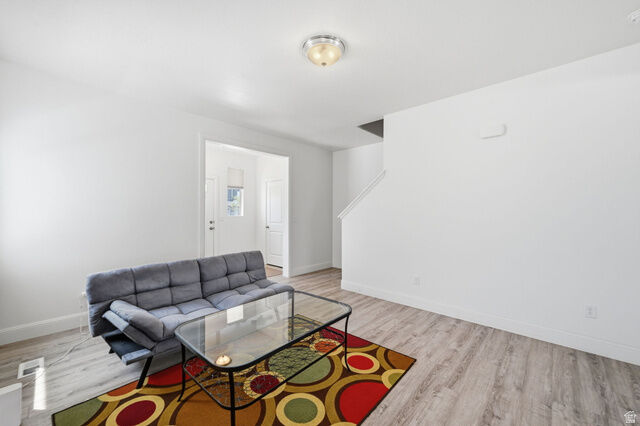 Property Photo: 928 W Teal Way UT 84119