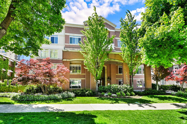 Property Photo:  838 E South Temple S 409  UT 84102 