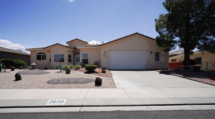 Property Photo:  2639 W 510 N  UT 84737 